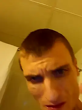 jizzyglizzy92 online show from 02.10.26