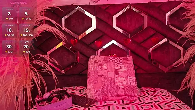 Natasha-Adams online show from 09.25.25