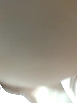 Snapshot of Hot-lino chatting on 10.01.25 Hot-lino online show from 10.01.25