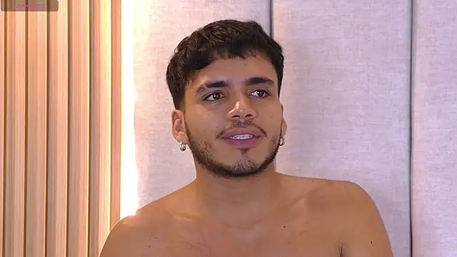 Snapshot of AlexanderJordan chatting on 10.02.25 AlexanderJordan online show from 10.02.25