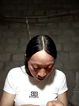 Snapshot of tcm-cute chatting on 09.15.25 tcm-cute online show from 09.15.25