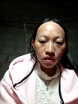 Snapshot of tcm-cute chatting on 09.25.25 tcm-cute online show from 09.25.25