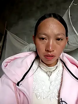 Snapshot of tcm-cute chatting on 09.26.25 tcm-cute online show from 09.26.25