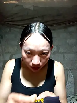 Snapshot of tcm-cute chatting on 10.06.25 tcm-cute online show from 10.06.25