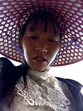 Snapshot of tcm-cute chatting on 10.19.25 tcm-cute online show from 10.19.25