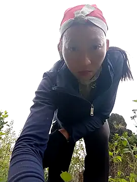 Snapshot of tcm-cute chatting on 10.25.25 tcm-cute online show from 10.25.25