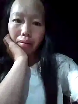 Snapshot of llm-bae chatting on 09.12.25 llm-bae online show from 09.12.25