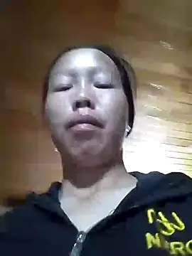 Snapshot of llm-bae chatting on 09.15.25 llm-bae online show from 09.15.25