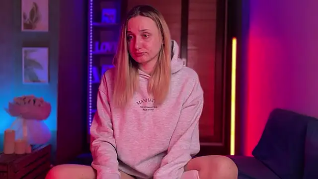 LovaMay online show from 03.07.26