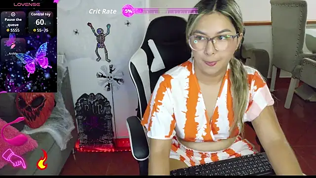 Sweetyummix online show from 10.24.25