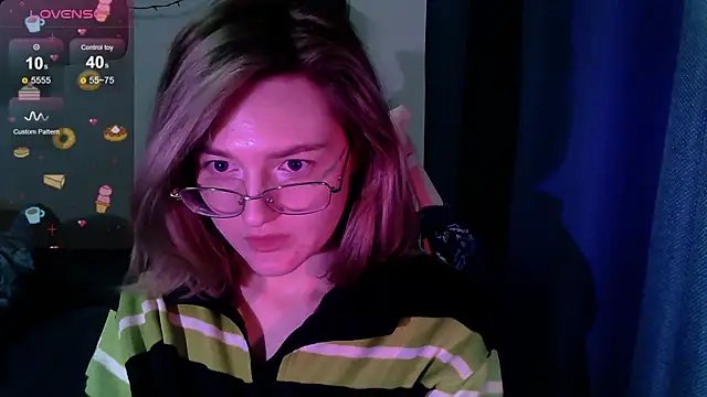 cute1stranger online show from 09.09.25