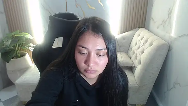 Ivony18 b online show from 10.16.25