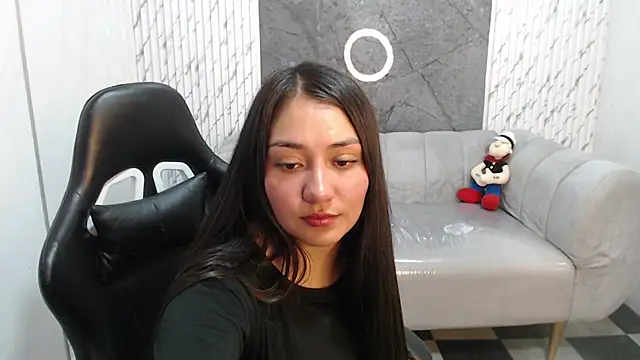 Ivony18 b online show from 10.27.25