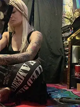 milfblondebae143 online show from 09.14.25