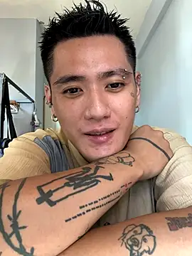 Snapshot of marz-z7-o chatting on 10.16.25 marz-z7-o online show from 10.16.25