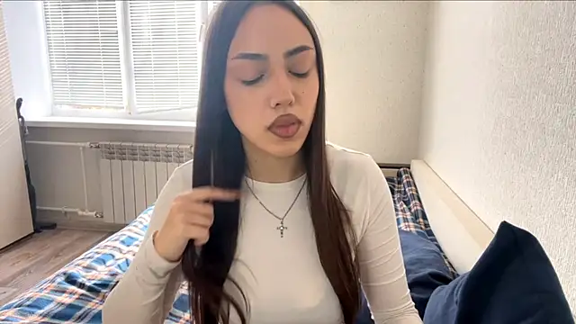 Leaf Unto online show from 10.02.25