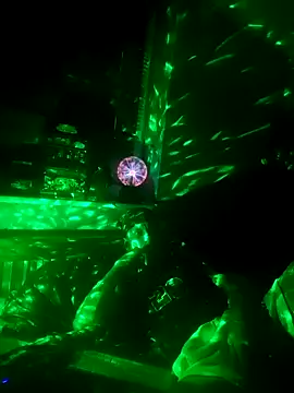 MODEST11 MMiILOO AMARO online show from 10.20.25