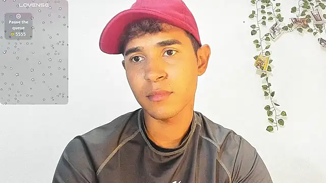 Snapshot of cute_sammy_1 chatting on 10.26.25 cute sammy 1 online show from 10.26.25