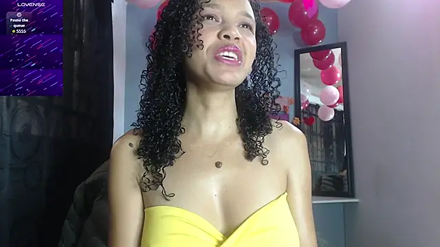 Snapshot of alma_azul chatting on 09.09.25 alma azul online show from 09.09.25