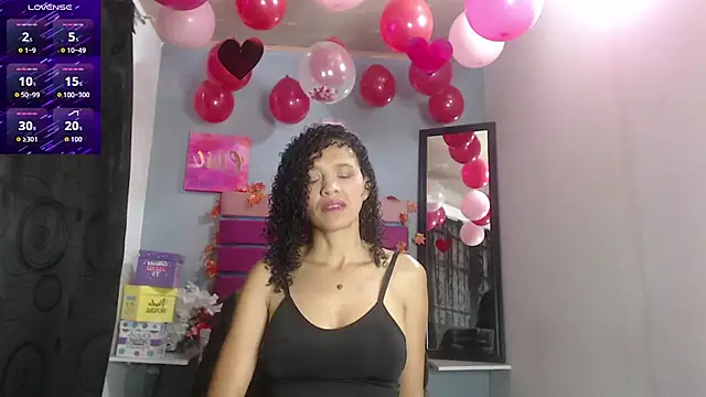 Snapshot of alma_azul chatting on 09.12.25 alma azul online show from 09.12.25