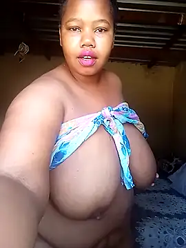 Curvycandy95 online show from 10.01.25