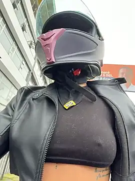 AlannaEvons online show from 02.25.26