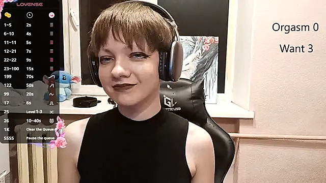 ChaeTrier online show from 10.17.25