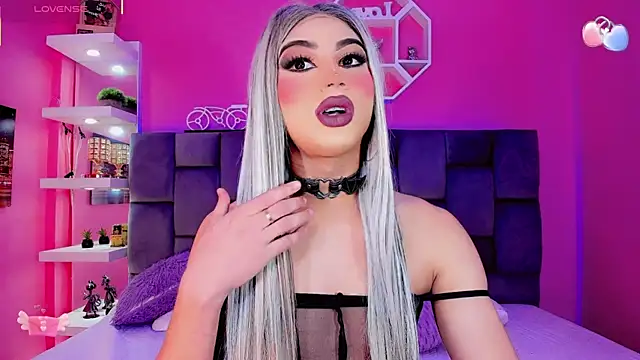 Miacuteee online show from 01.10.26