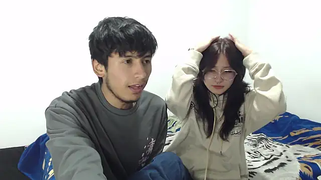 Snapshot of CurseLovers28 chatting on 11.30.25 CurseLovers28 online show from 11.30.25