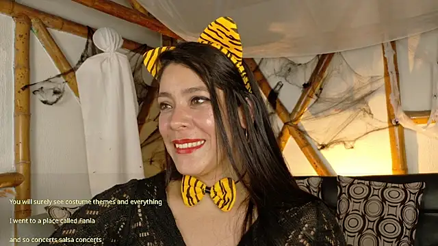 sofiia diaz0805 online show from 10.31.25