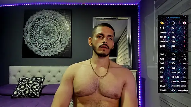 Snapshot of TianZilac chatting on 10.09.25 TianZilac online show from 10.09.25