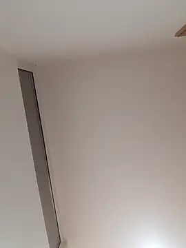 Snapshot of Mis21ema chatting on 10.27.25 Mis21ema online show from 10.27.25