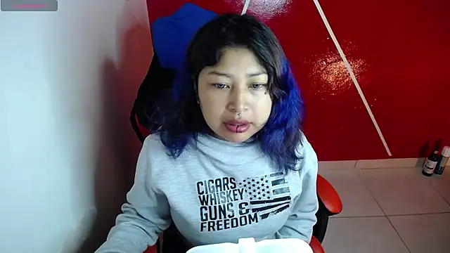 Snapshot of konojan_6 chatting on 09.19.25 konojan 6 online show from 09.19.25