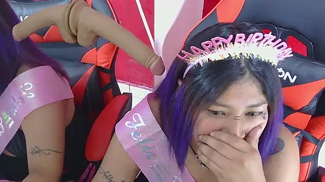 Snapshot of konojan_6 chatting on 10.23.25 konojan 6 online show from 10.23.25