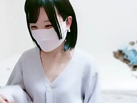 Snapshot of maika_chan chatting on 10.11.25 maika chan online show from 10.11.25