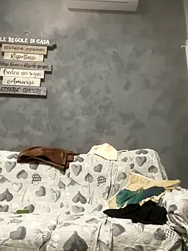 Snapshot of GmGit chatting on 10.09.25 GmGit online show from 10.09.25