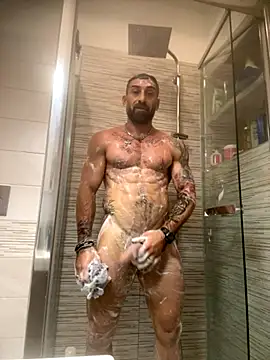 Snapshot of GmGit chatting on 10.17.25 GmGit online show from 10.17.25