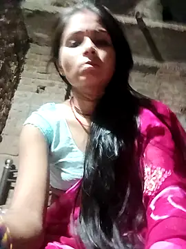 Pooja chohan online show from 09.11.25