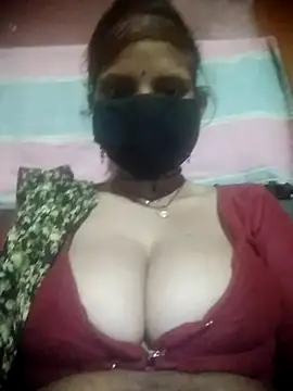 Snapshot of Jyoti_chauhan chatting on 09.08.25 Jyoti chauhan online show from 09.08.25