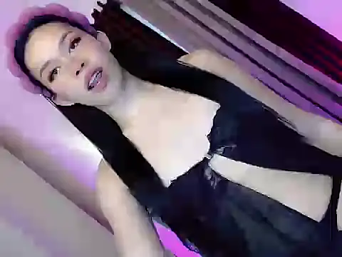 mysterious flower101 online show from 11.25.25