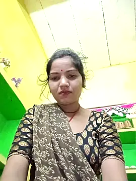Snapshot of Seema_guptaji chatting on 10.28.25 Seema guptaji online show from 10.28.25