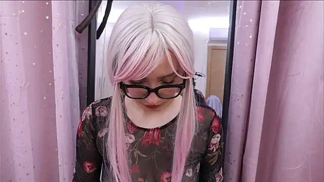 CoralineSky online show from 10.20.25