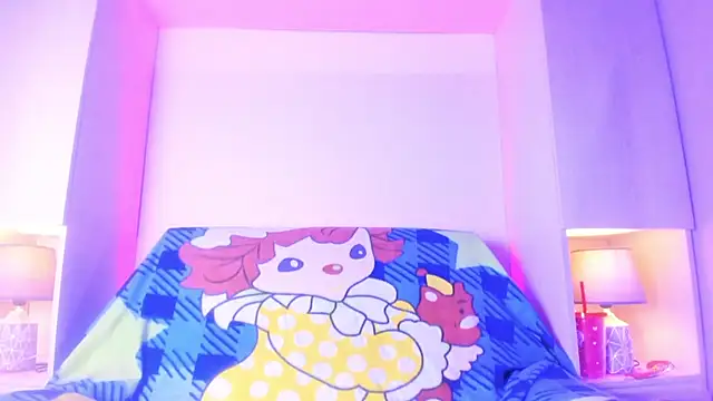 NoaLanee online show from 09.12.25