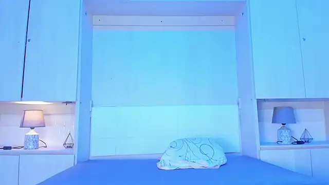 NoaLanee online show from 09.21.25