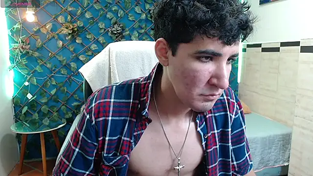 Snapshot of whitebull2606 chatting on 10.22.25 whitebull2606 online show from 10.22.25