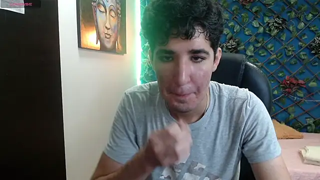 Snapshot of whitebull2606 chatting on 10.29.25 whitebull2606 online show from 10.29.25