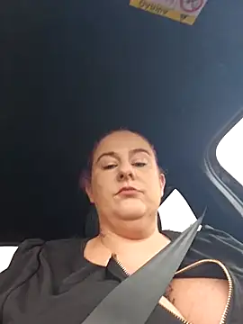 Biggtitz121 online show from 10.11.25