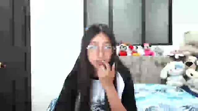 Nanilux online show from 09.22.25