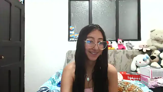 Nanilux online show from 09.24.25