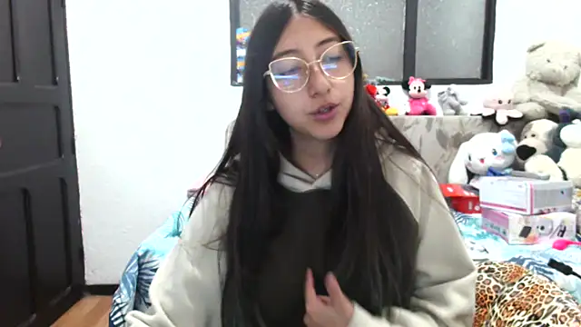 Nanilux online show from 09.28.25